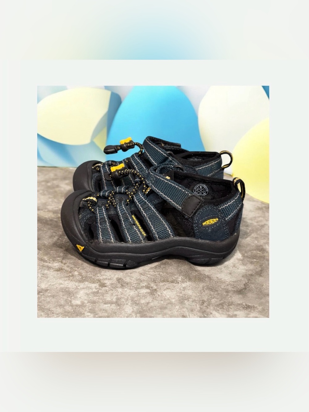 KEEN NEWPORT H2 navy fisherman sandals boys size 8